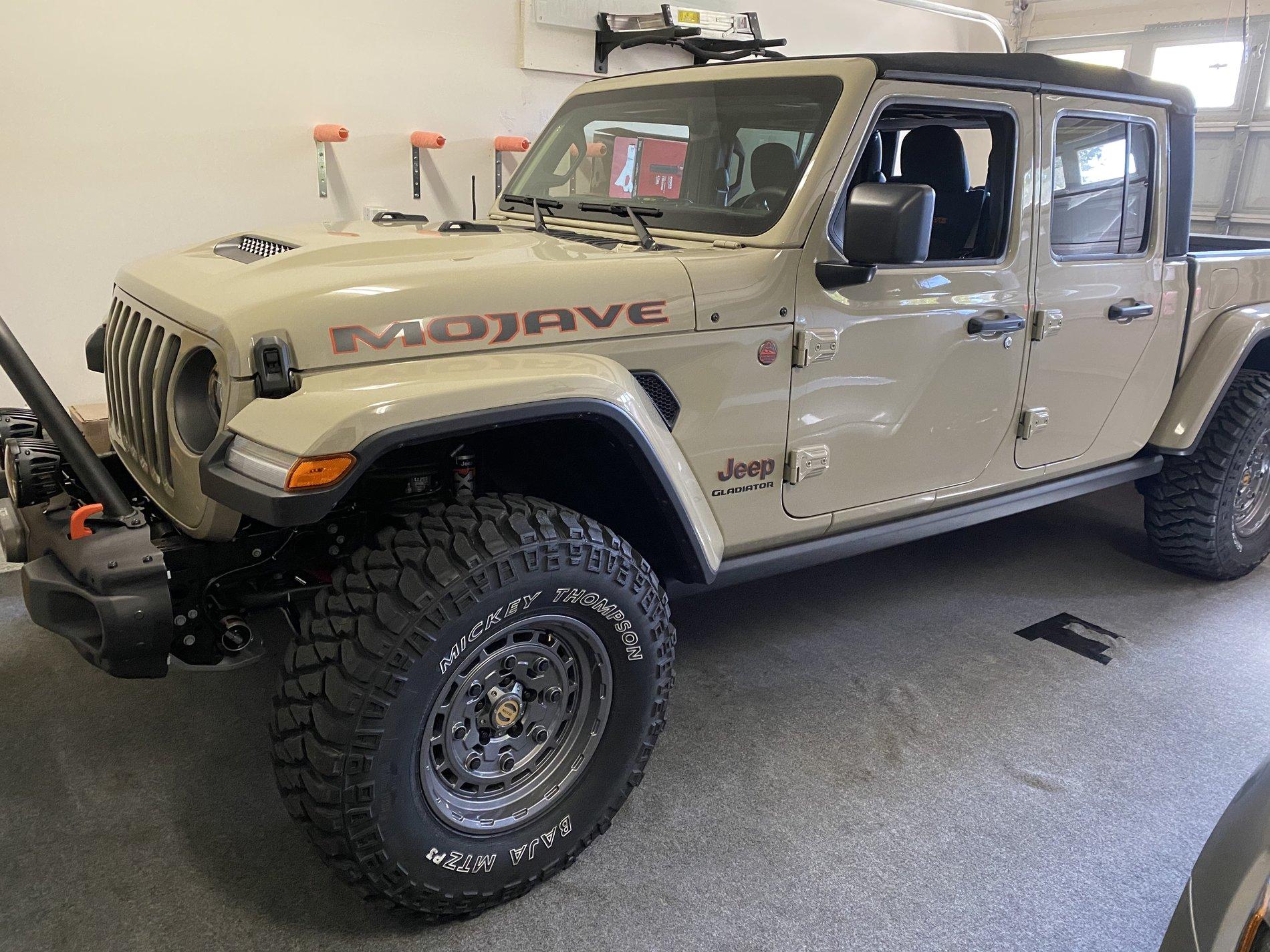 Jeep Gladiator MOJAVE Edition Gladiator JT Club  Mojave IMG_0265