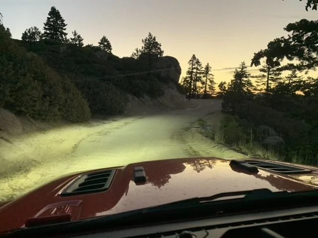 Jeep Gladiator Baja Designs Squadron Pro amber vs clear 3B985C23-7FB6-4E43-8F00-8028615BE96E