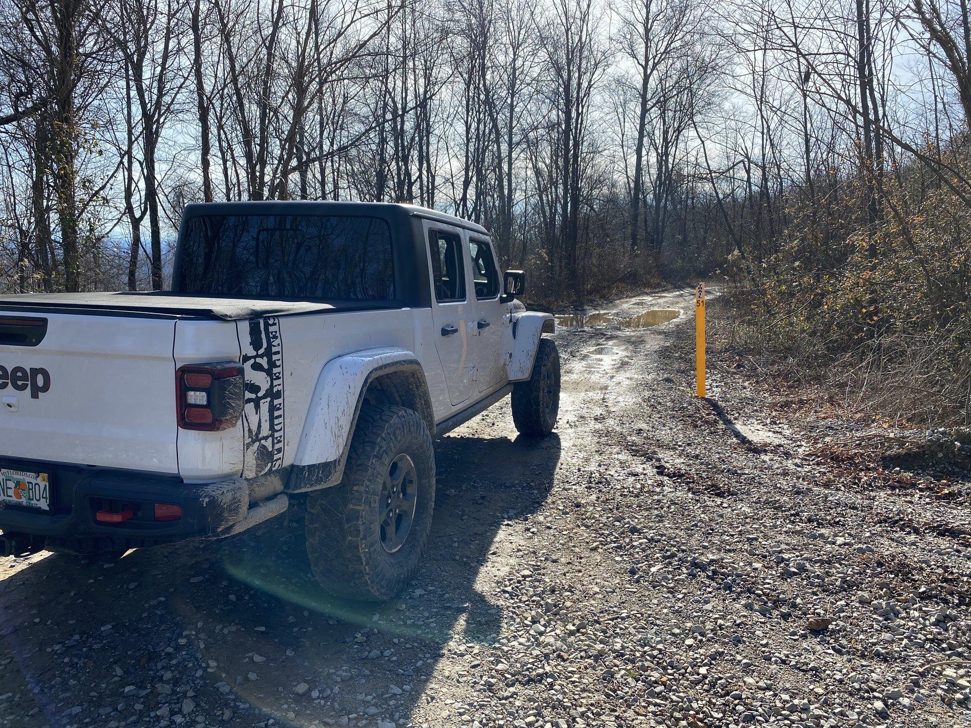 Jeep Gladiator Anyone running 37’s? 86DC4435-CB9C-4E78-8C76-08F7928C18A1