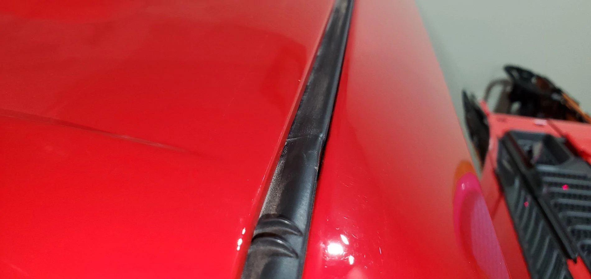 Jeep Gladiator Header seal gap 20201021_093248