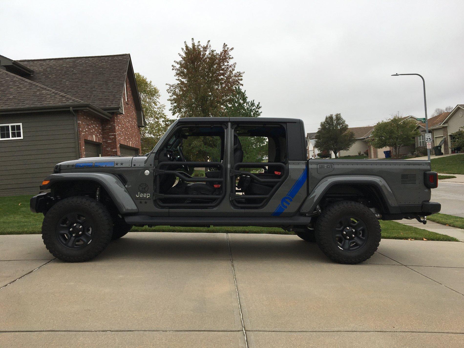 Jeep Gladiator STING GRAY Gladiator JT Club IMG_3075.JPG