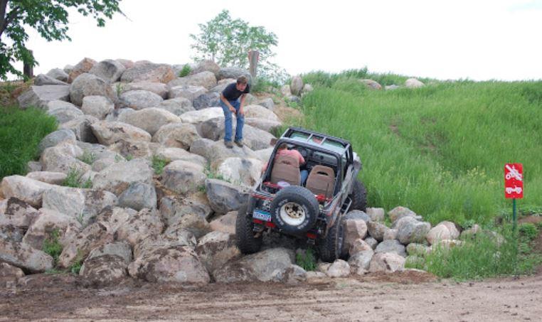 Jeep Gladiator Sport - Order of Mods - Wheels/Tires or Suspension? rocks.JPG
