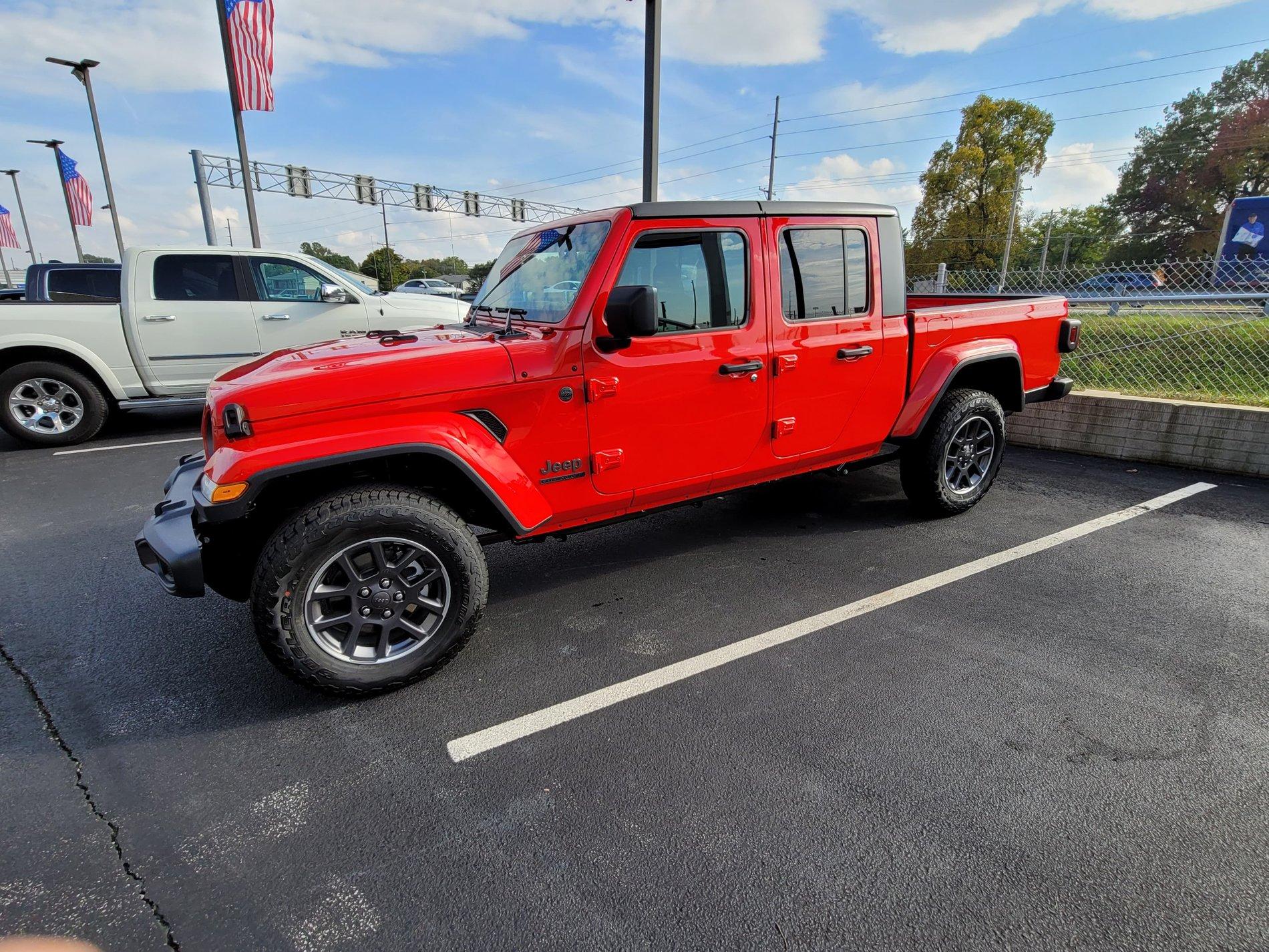 Jeep Gladiator Rejoined the Jeep family with a '21 80th Anniversary 122444838_357222728723613_6440479809565432120_n