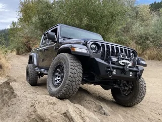 Jeep Gladiator Lets see those 17" RIMS ! 59FB2D95-355C-4B72-A68C-01CDCA17A79F