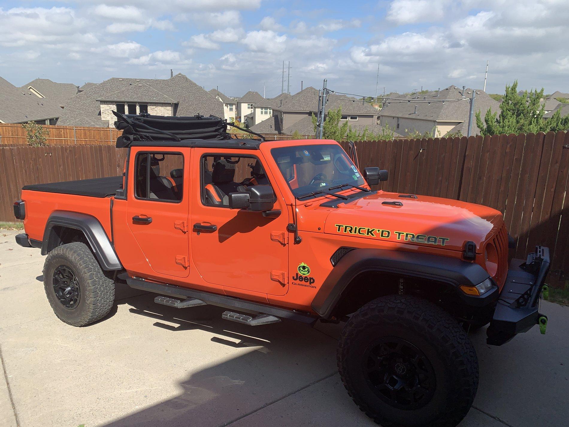 Jeep Gladiator PUNK'N Gladiator JT Club 7D059676-9DF6-43BE-8CE2-86BAC765160D