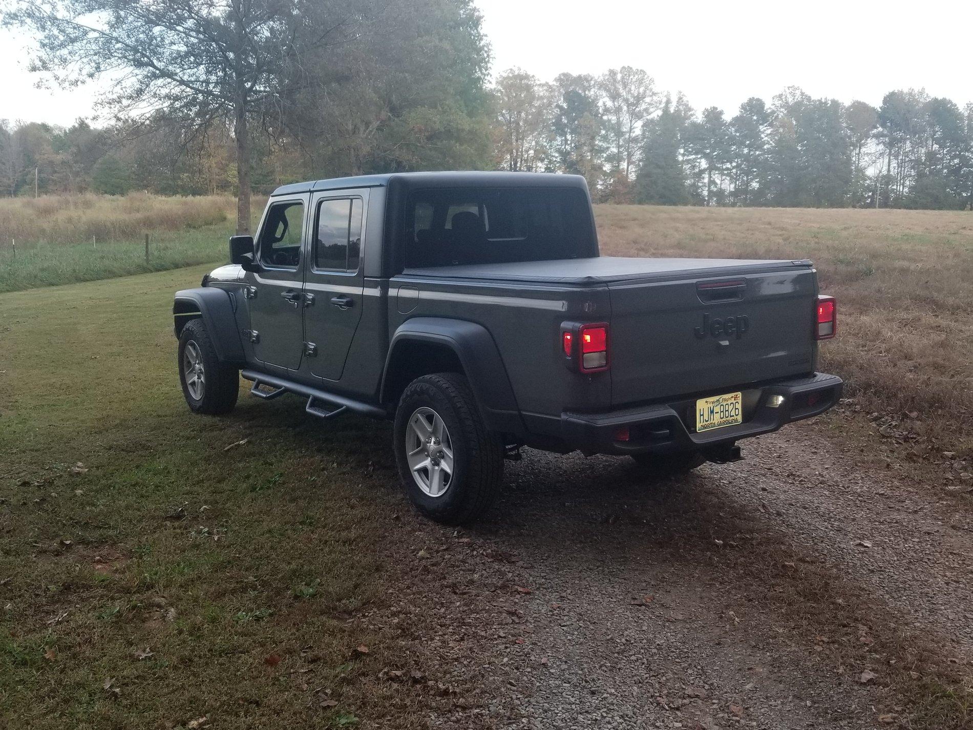 Jeep Gladiator Lets talk about bed covers 20201020_175902
