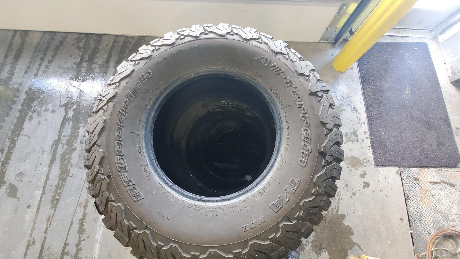 Jeep Gladiator 315x70r17 Ko2 BF Goodrich (4) Resized952020102195124828