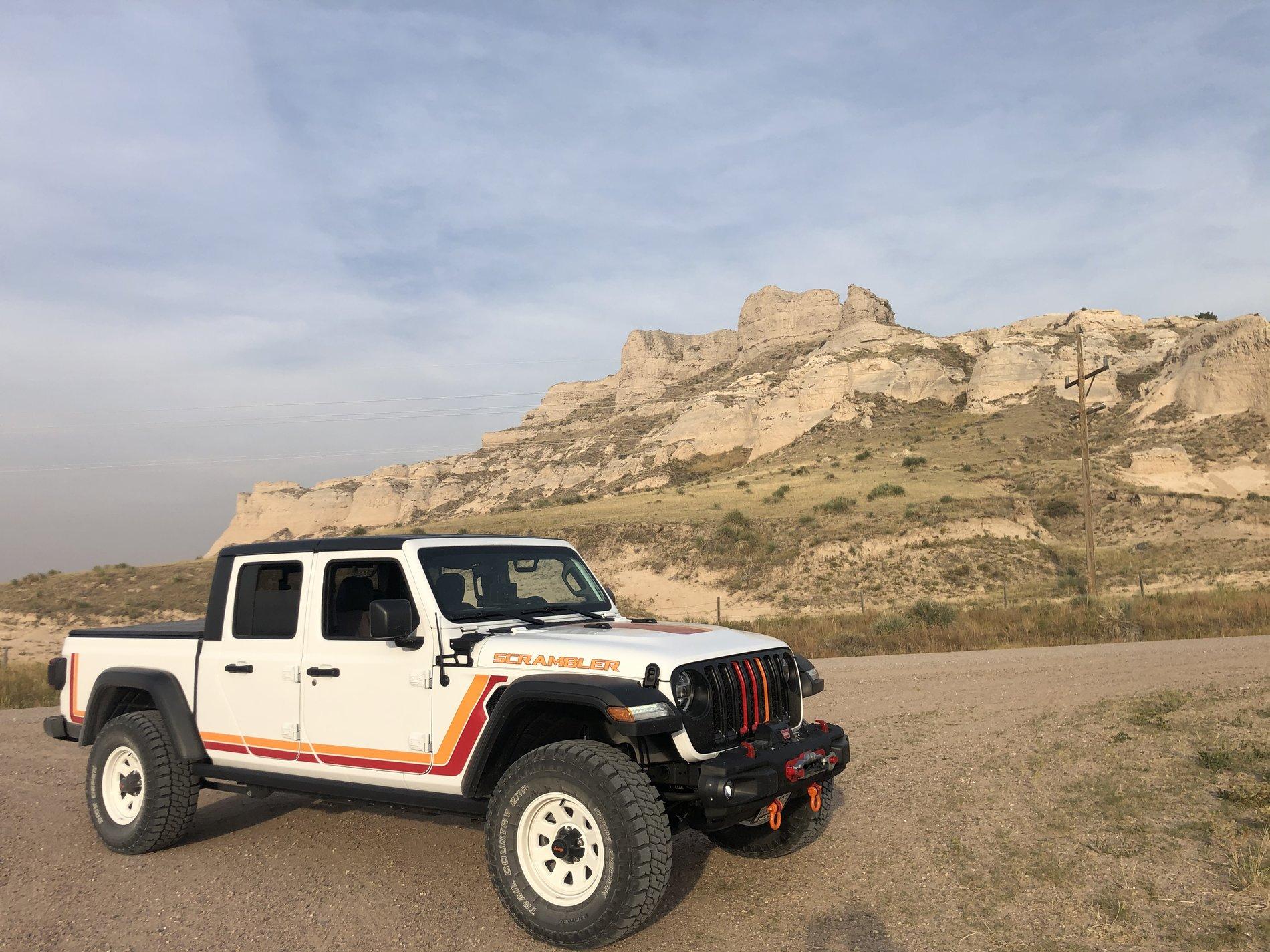 Jeep Gladiator 2020 Gladiator “Scrambler” 10C511D9-DD8C-458A-B4DF-19DE687FF338