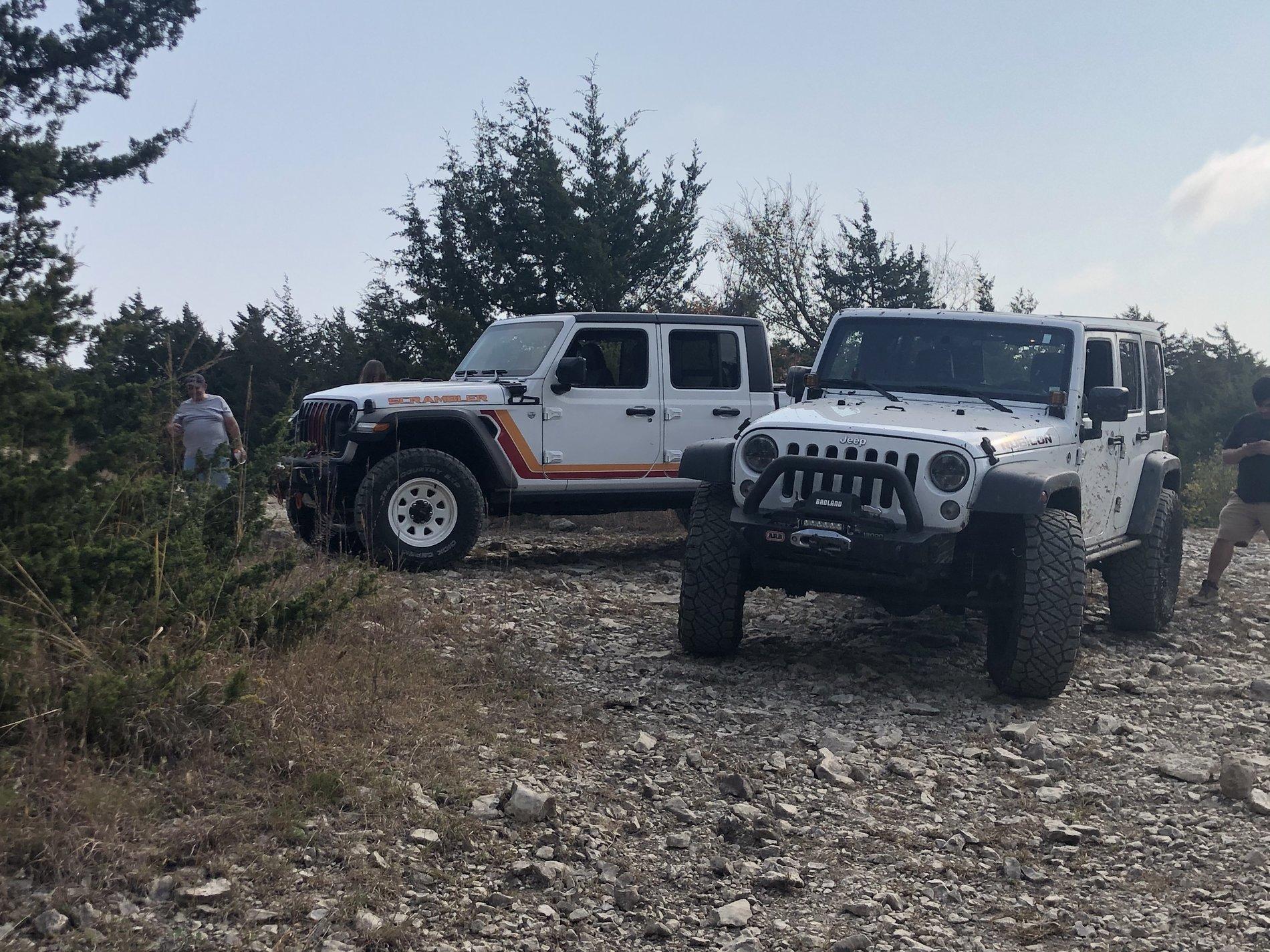 Jeep Gladiator 2020 Gladiator “Scrambler” 71A1E76F-DE26-4196-9409-8E34493FD1DD