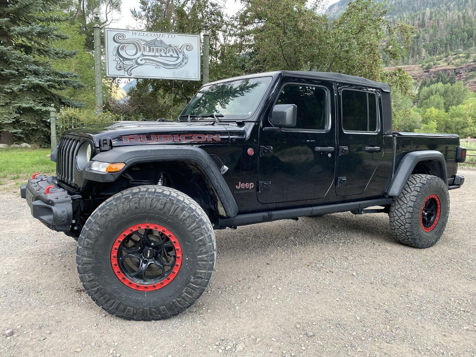 Jeep Gladiator Kansas City Metro Jeep Gladiators E8B6F87A-257C-410A-9316-7B71E9B3023D