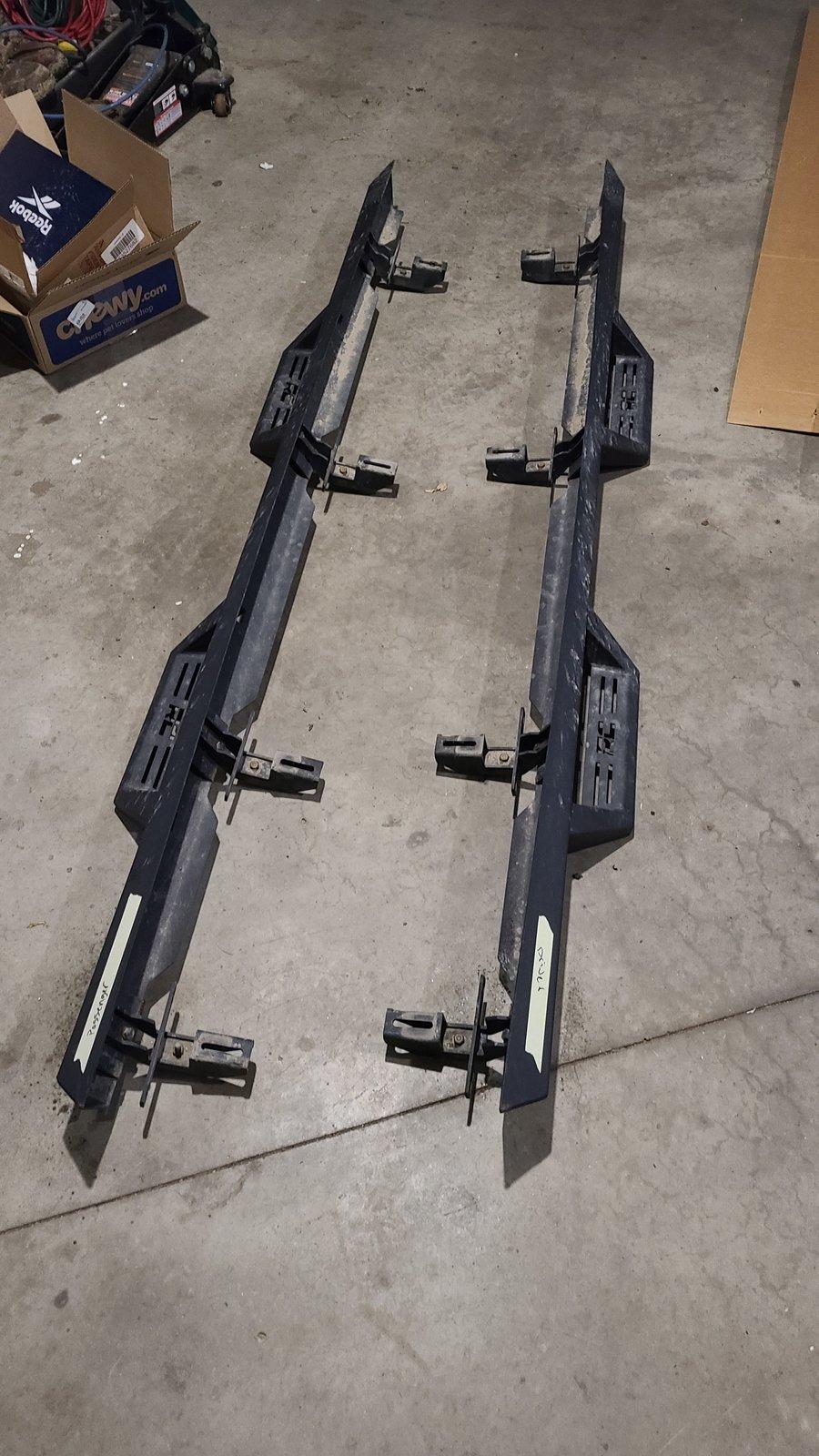 Jeep Gladiator Rough Country Contoured Steps 20201024_084903