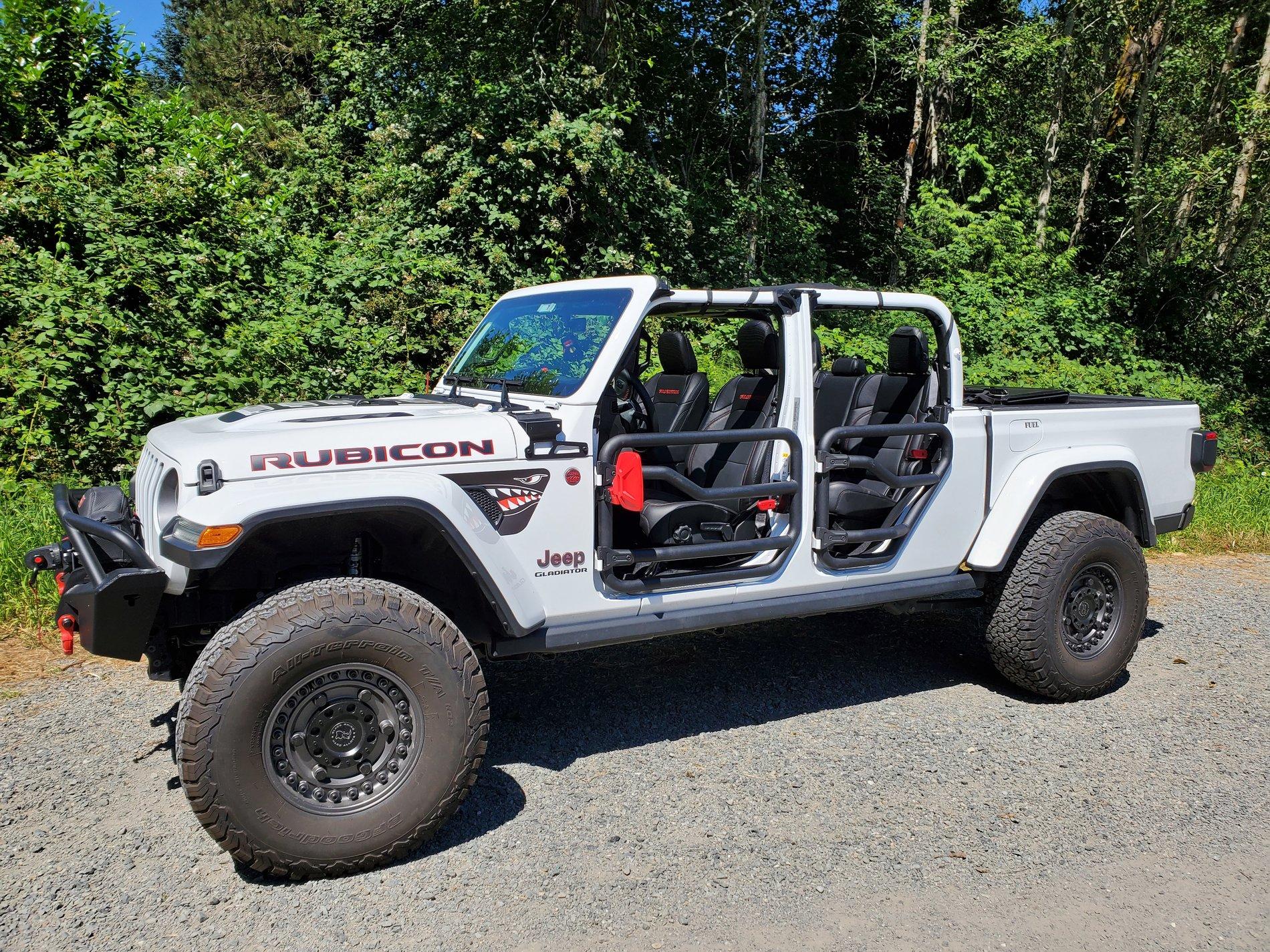 Jeep Gladiator Lets see all those Gladiators with lifts and bigger tires! 20200726_143222
