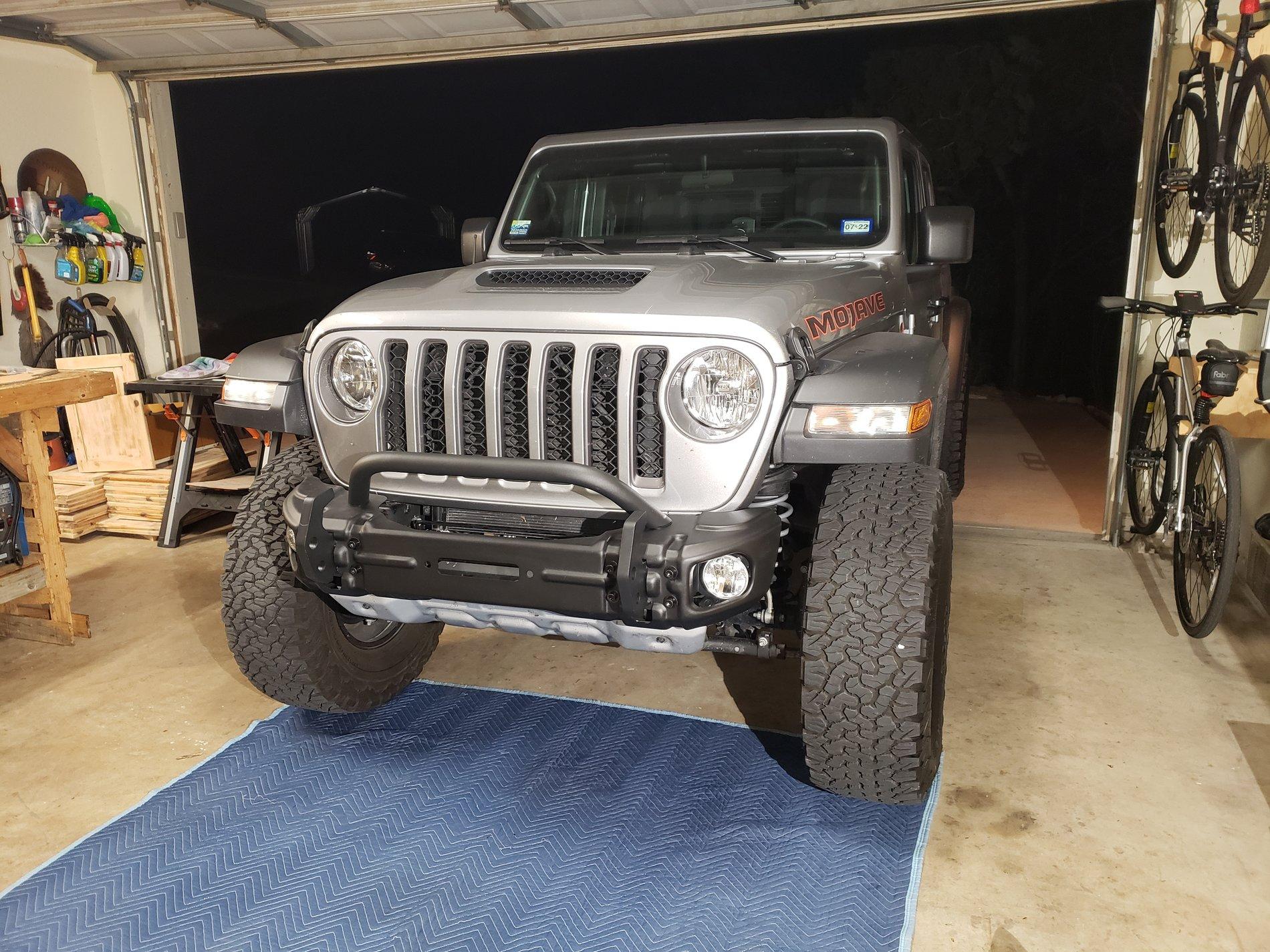 Jeep Gladiator Swapping the Mojave plastic bumper with the Mopar steel bumper 20201023_210145