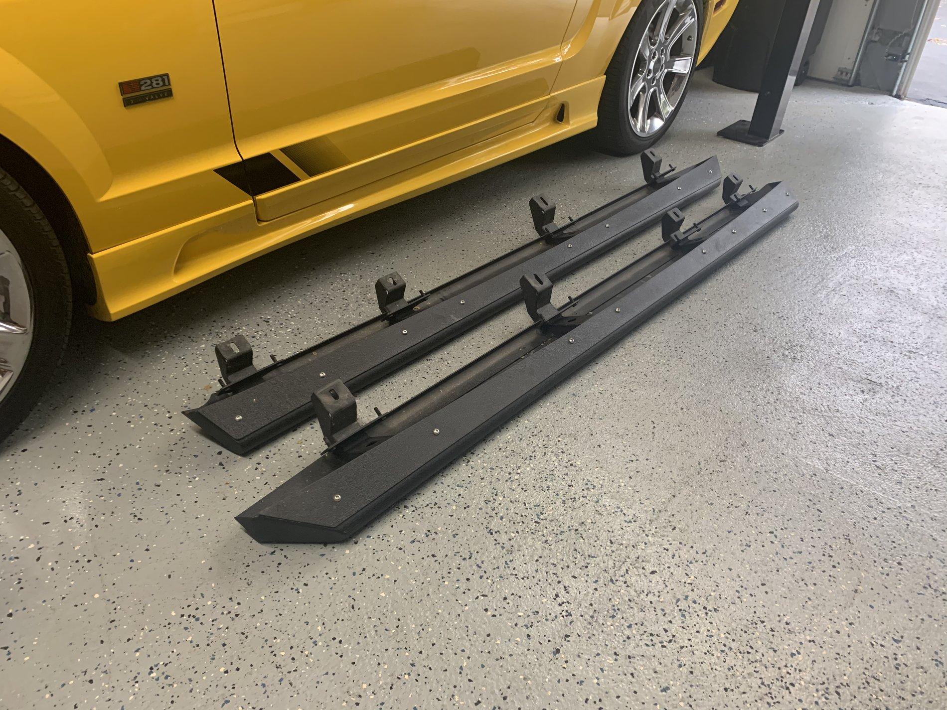 Jeep Gladiator DV8 rock sliders. 687C85E4-A09D-4A68-88DB-35FFFA15BBE4