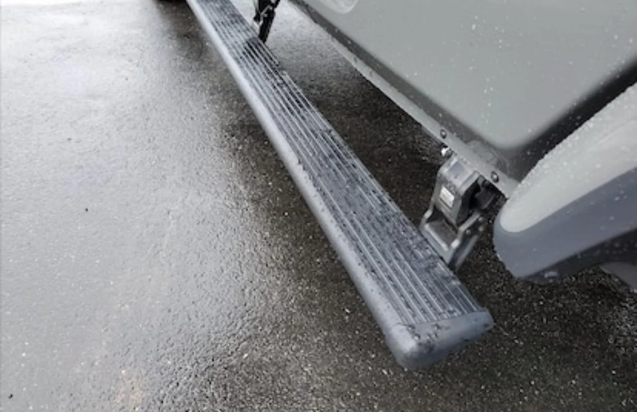 Jeep Gladiator WTT Amp Research Steps “Sliders” for ADD 330F2EBC-F016-41FF-AD4F-1239DDAD2FD2