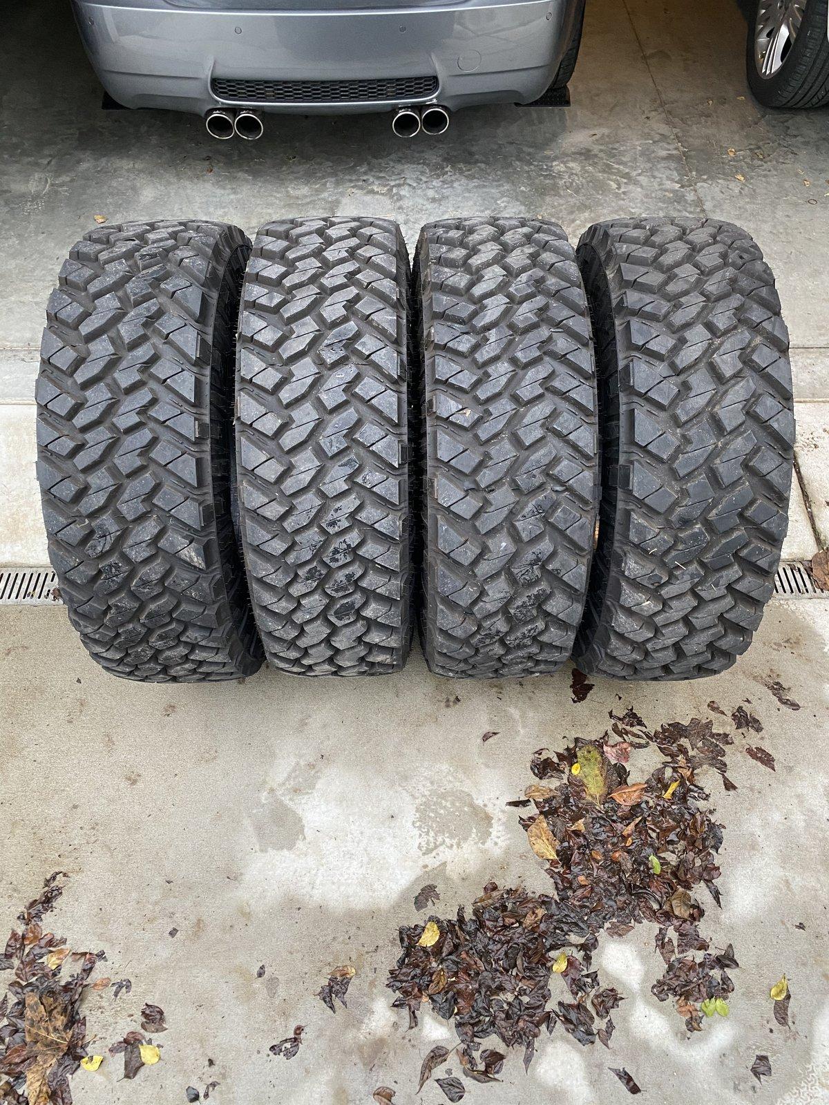 Jeep Gladiator 4 Nitto Trail Grappler 35x11.5r17 like new $700 03D2B73C-221A-4708-8903-F82F76A43A24