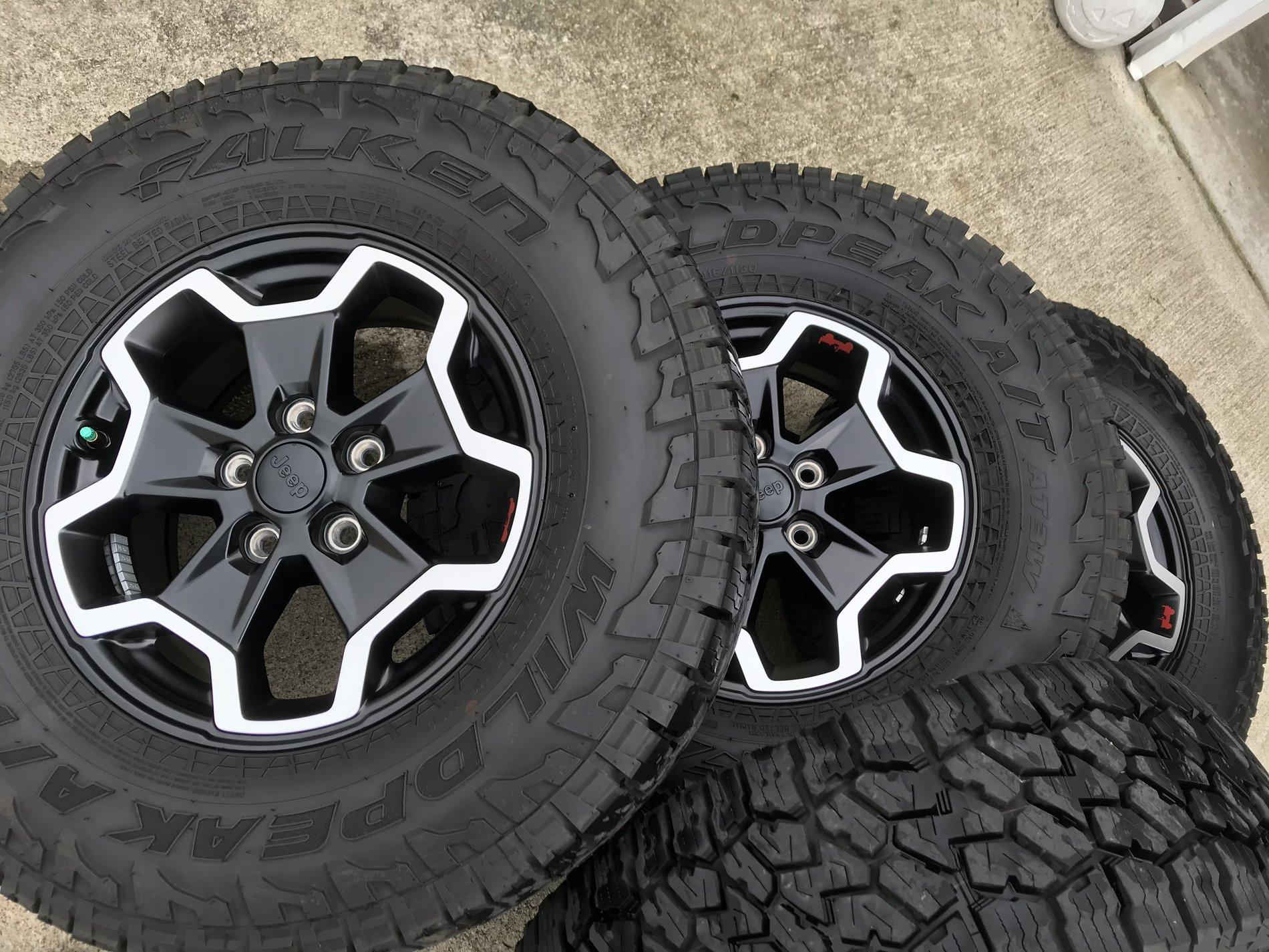 Jeep Gladiator Rubicon wheels and tires for sale 3718F838-D548-48B9-8133-2AA74827B375
