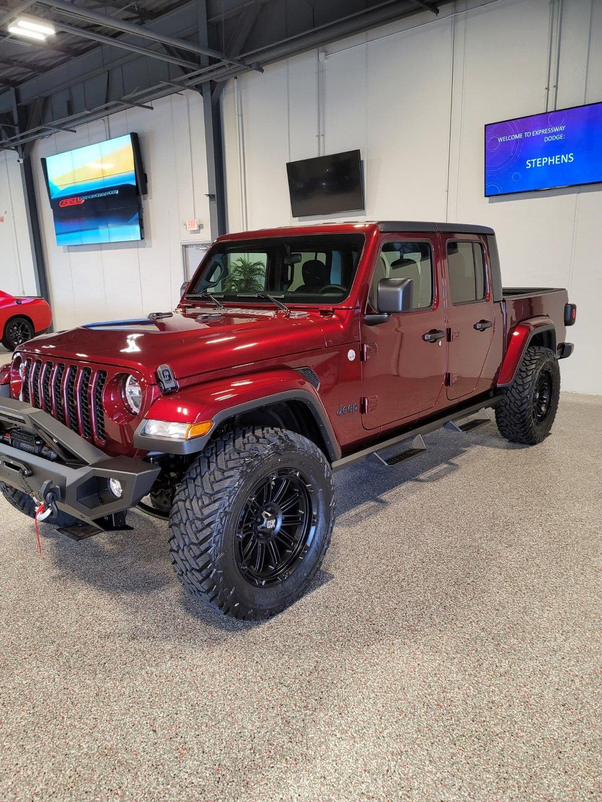 Jeep Gladiator New 2021 colors 122762028_351712975934795_5821557992402363557_n