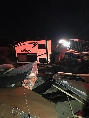 Jeep Gladiator Advise on towing safety 5602179361162792541