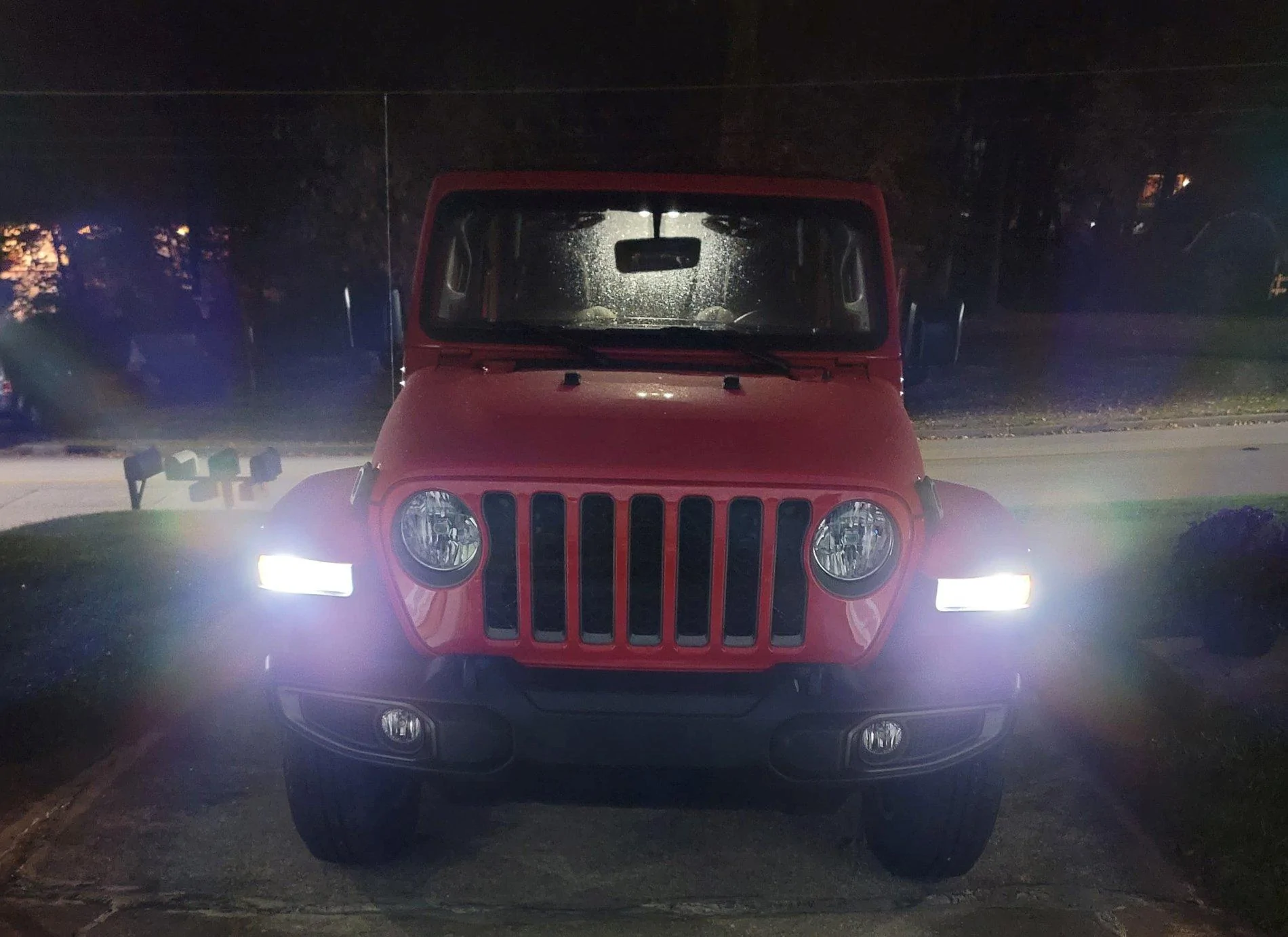 Jeep Gladiator LED DRL Options for Sport S? 122778671_2052638488204890_9199851481420022277_n (1)