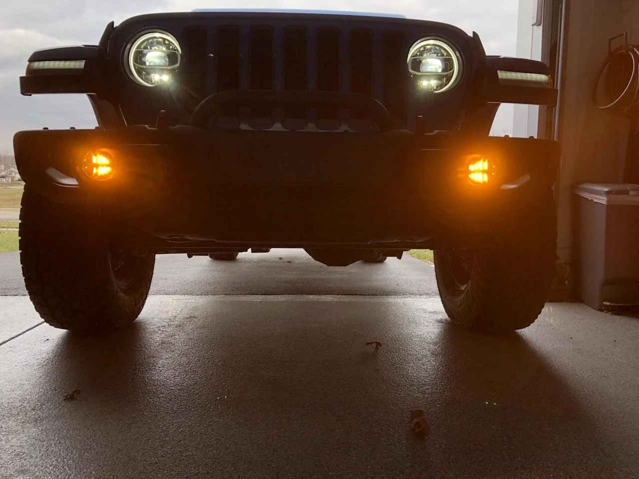 Jeep Gladiator SOLD: KC Hilites Gravity 4 amber LED fog lights with steel bumper brackets 3FEDDE0F-8CEB-47E4-B3CF-F2FE7E951816