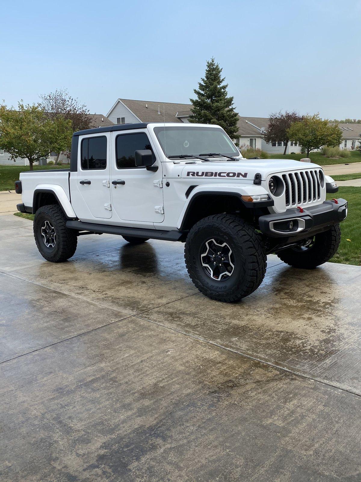 Jeep Gladiator Color Comparison: Sting Gray Jeep vs Lead Foot Raptor 51F5E402-52B8-49A3-9C66-40696EED618B