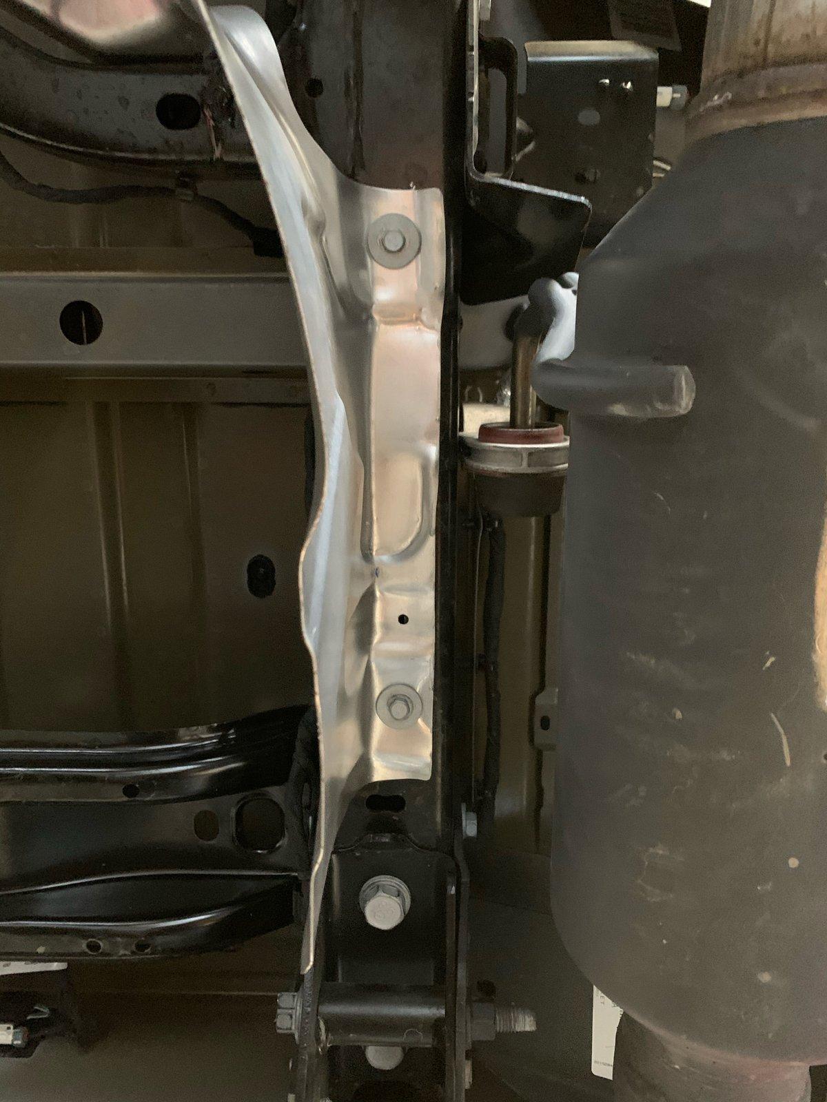 Jeep Gladiator Tight fit for 37" Toyo M/T Spare IMG_2995