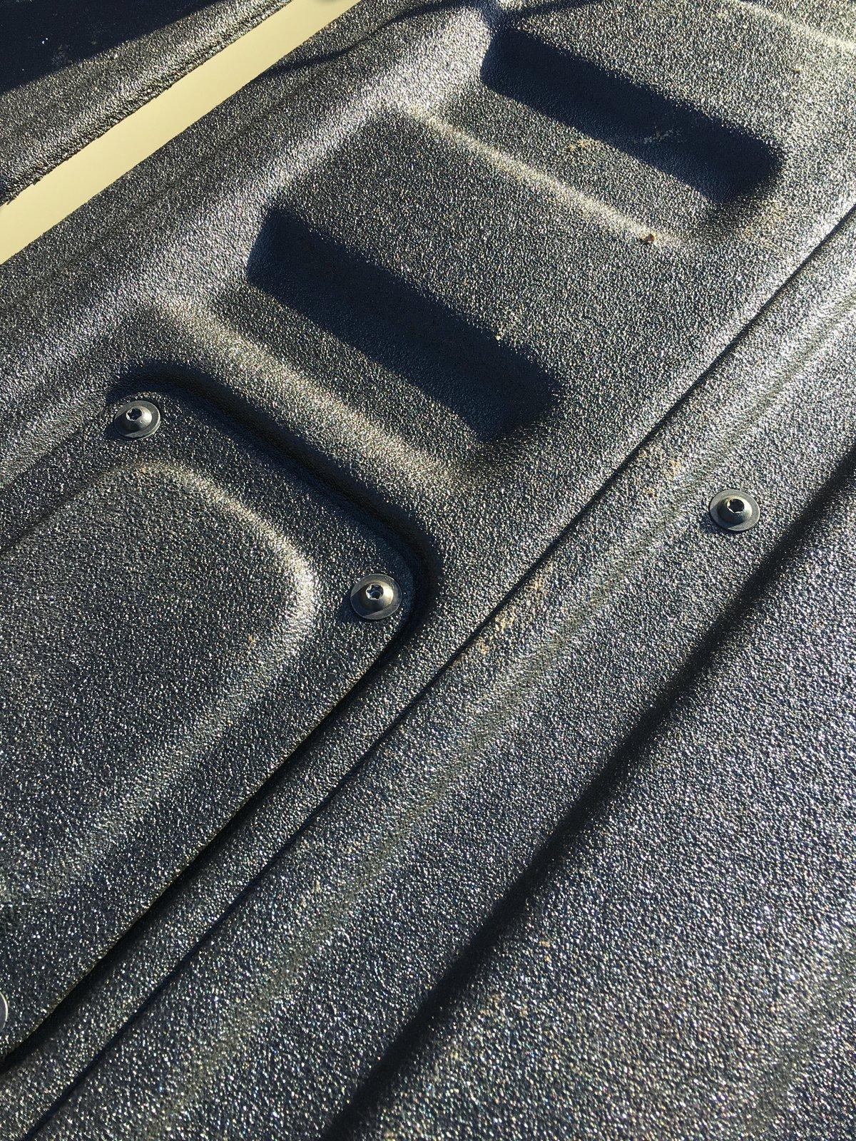 Jeep Gladiator Clearing bedliner from threaded holes 2020-10-27 16.31.15