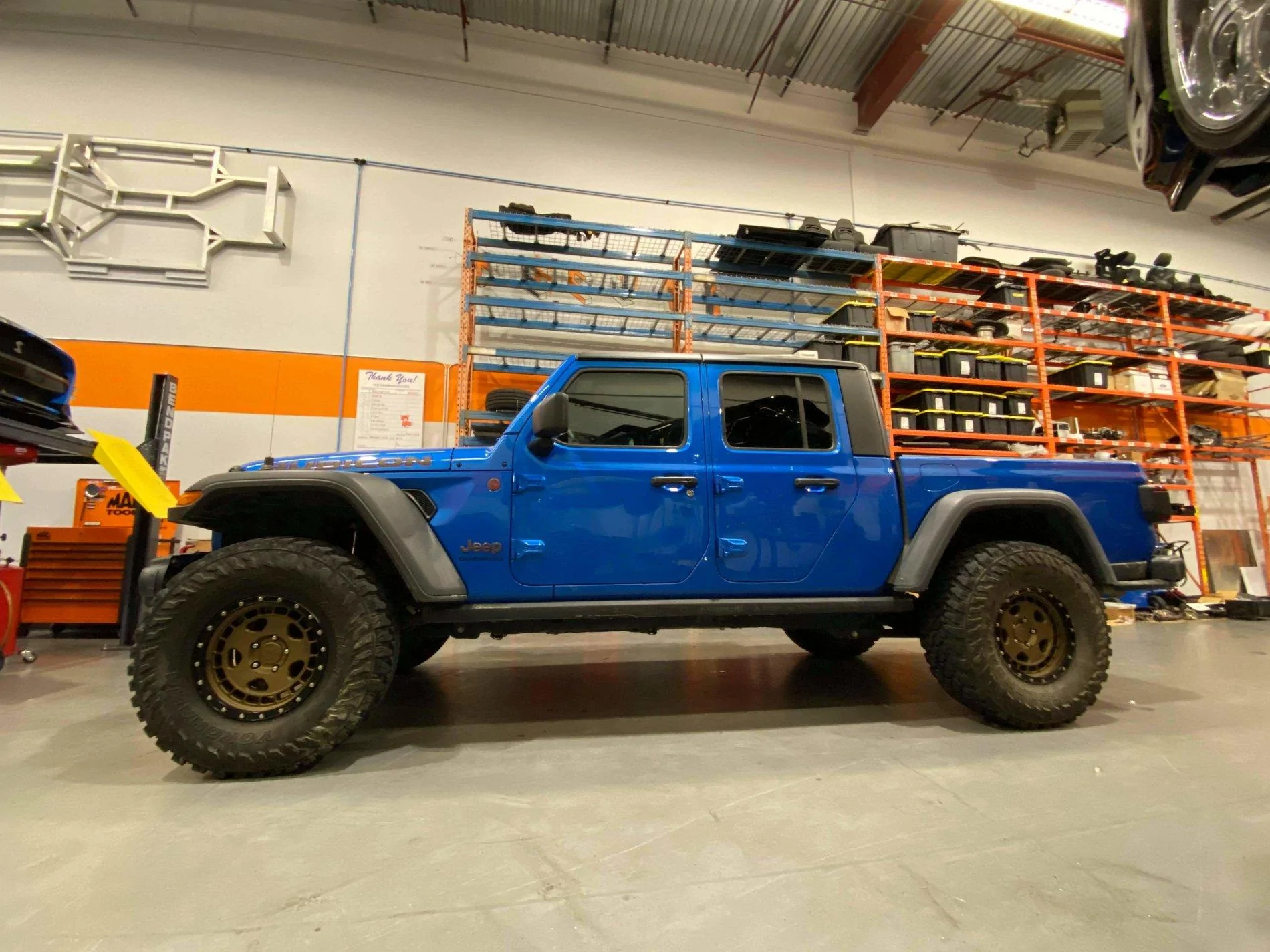 Jeep Gladiator HYDRO BLUE PEARL Gladiator JT Club received_825477091622595