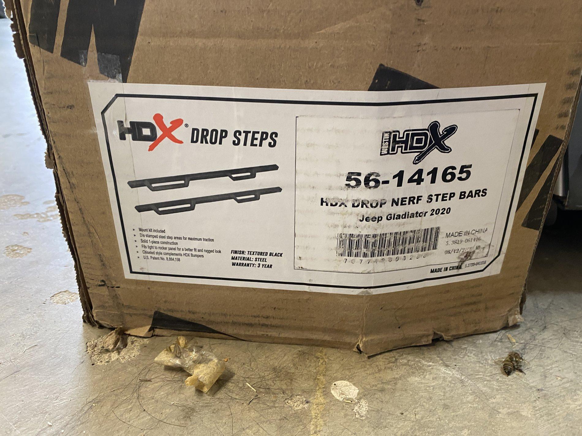 Jeep Gladiator HDX Drop Nerf Steps in Textured Black- NEW IN BOX IMG_1931.JPG