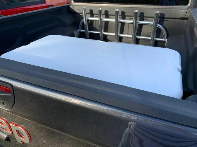 Jeep Gladiator Yeti Tundra 65 fits perfectly! cooler top tailgat