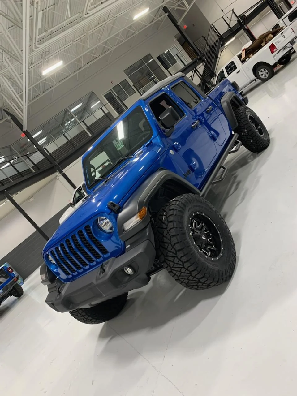 Jeep Gladiator Gladiators on Mopar 2" Lift Kit IMG_6068