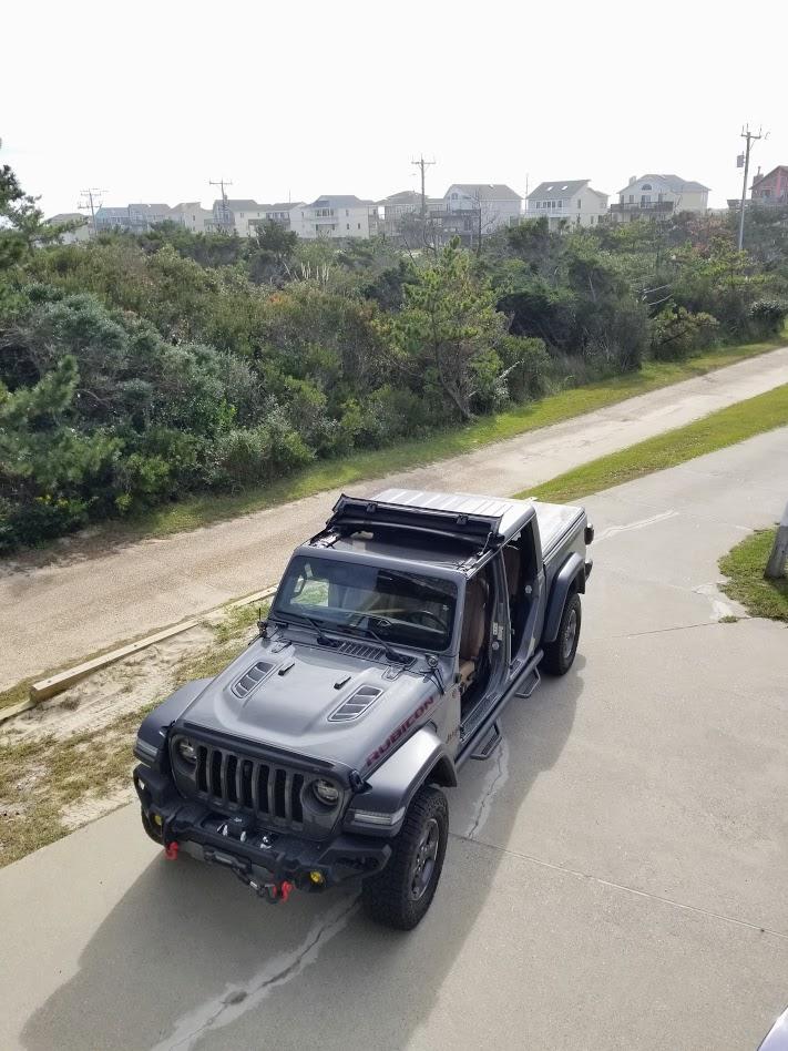 Jeep Gladiator Driving in sand tutorial (Outer Banks, NC)? 20201022_145703