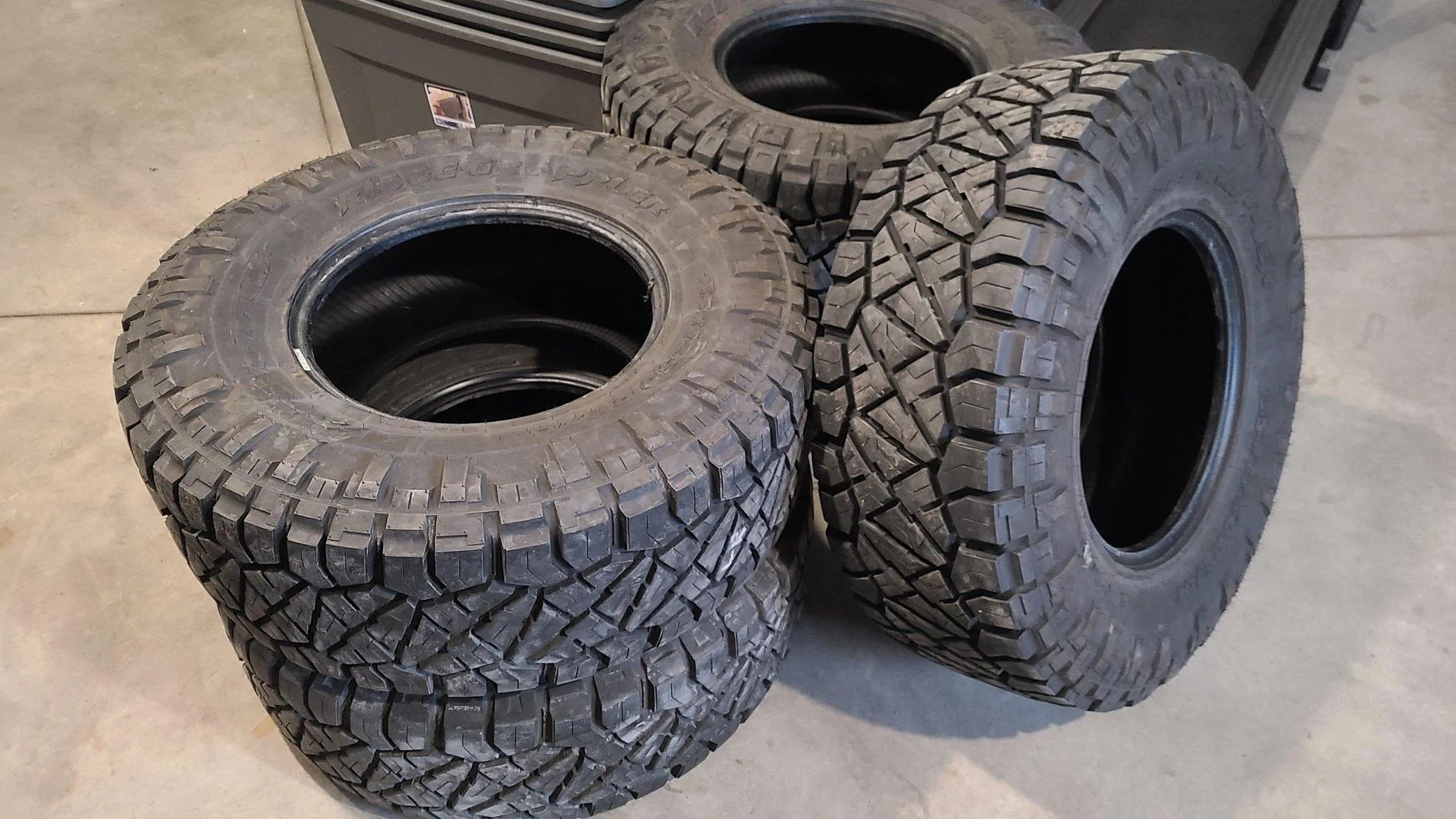 Jeep Gladiator 35x12.50x17 Nitto Ridge Grappler - 5 20201027_170146