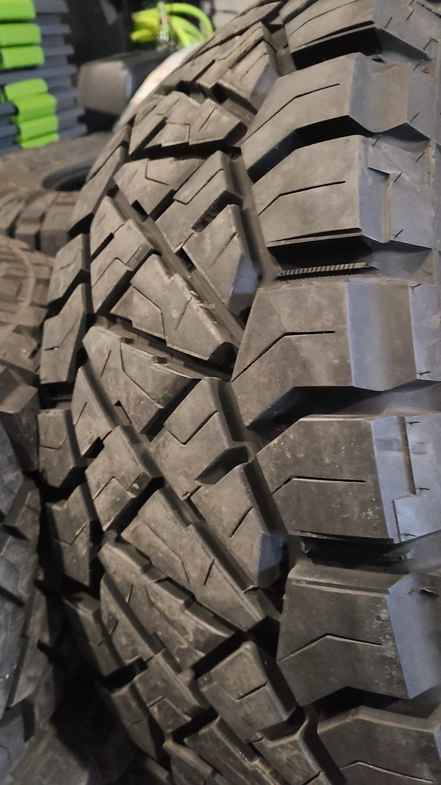 Jeep Gladiator 35x12.50x17 Nitto Ridge Grappler - 5 20201027_170347