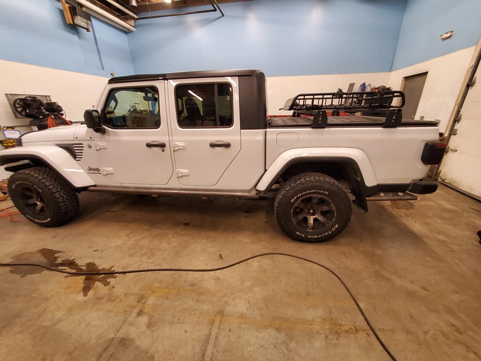 Jeep Gladiator What did you do TO your Gladiator today? [ADMIN WARNING: NO POLITICS, NO GUN TALK] Side view