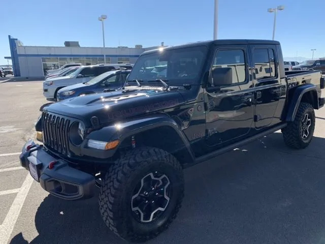 Jeep Gladiator Finally picked up my Diesel Rubi..... WOW 1D11902B-32CE-4F7F-B9A4-775508E390FA