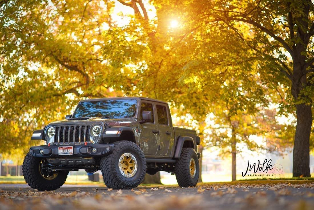 Jeep Gladiator JWOLFE208s SILLY PHOTO THREAD 4F18B3C2-4143-488C-97B4-BAA61C32012E