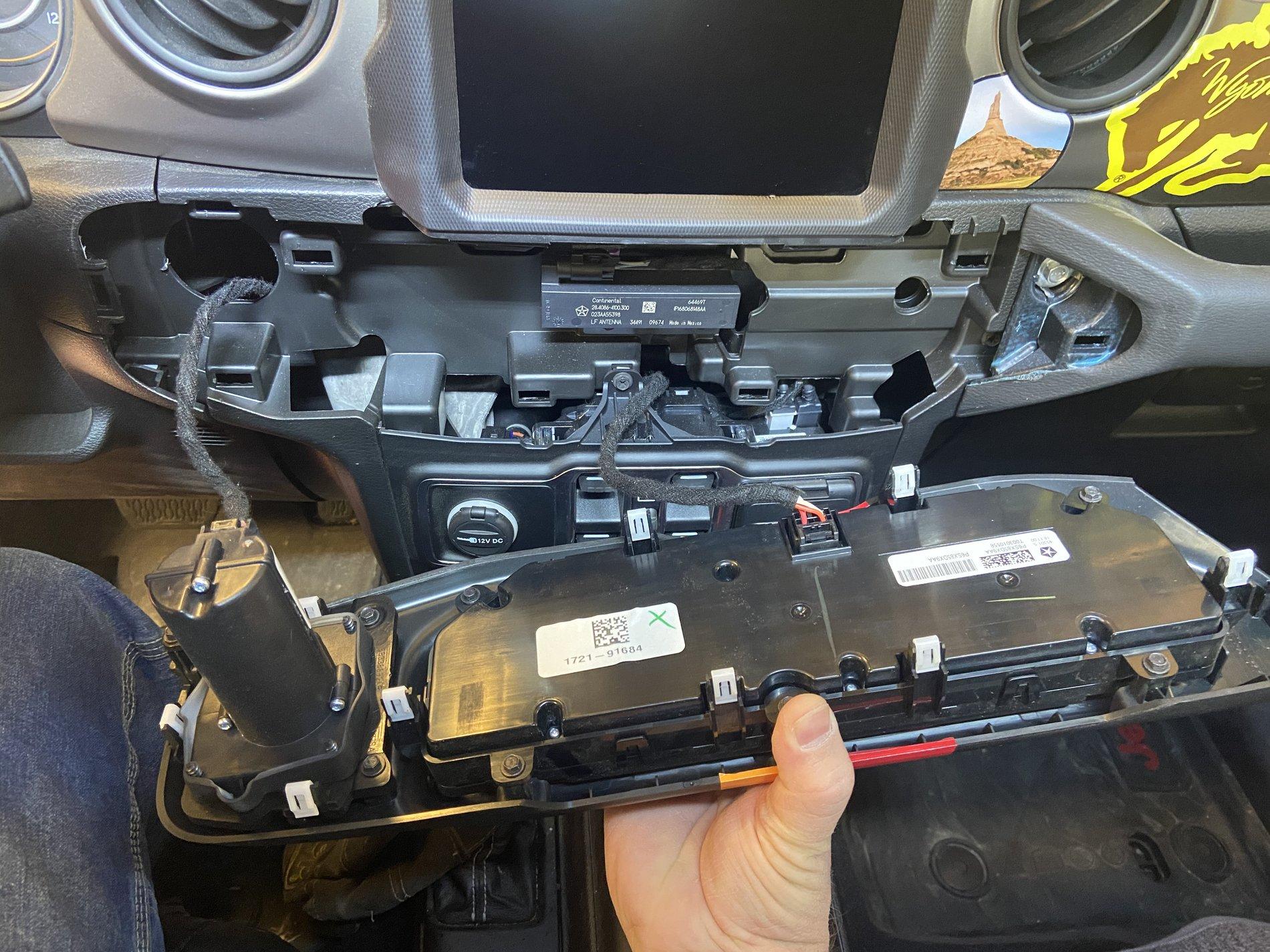 Jeep Gladiator Trailer brake controller install. 82215652 19A0D2AB-E2AC-49EF-AC49-714D40B45225