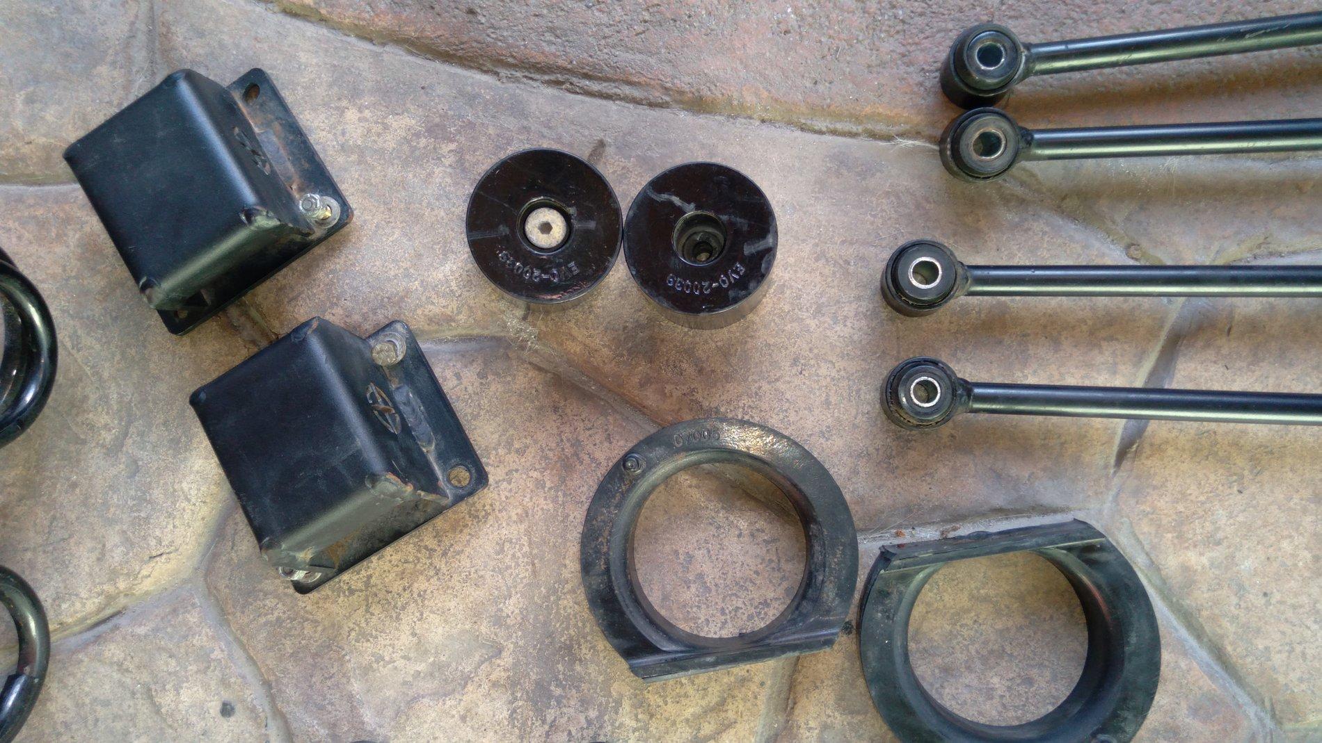 Jeep Gladiator (SAN DIEGO) USED EVO MANUFACTURING 2.5IN ENFORCER LIFT KIT, STAGE 2 PLUS 20201101_145034