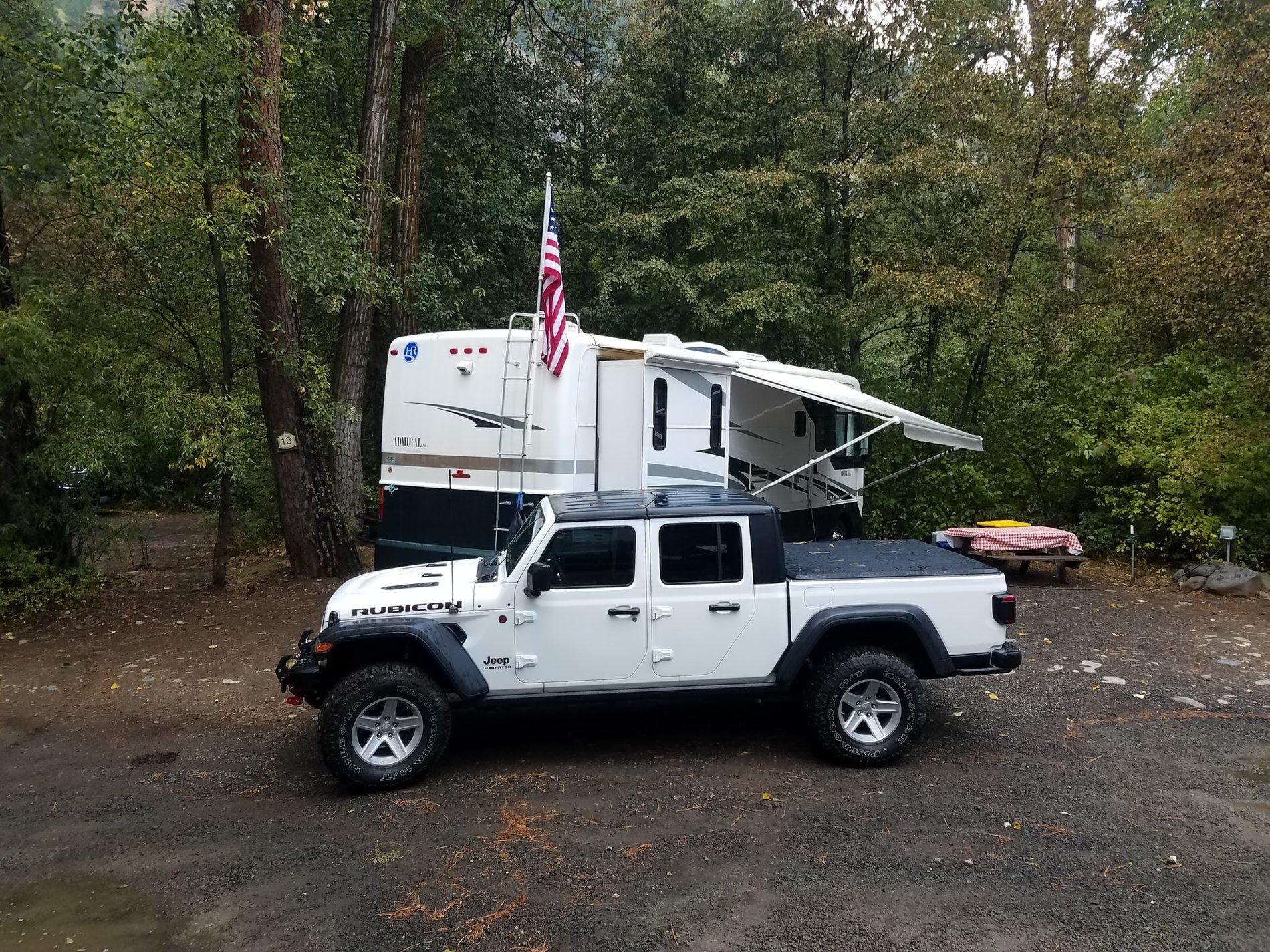 Jeep Gladiator Is Tonneau Cover Necessary? hrjt