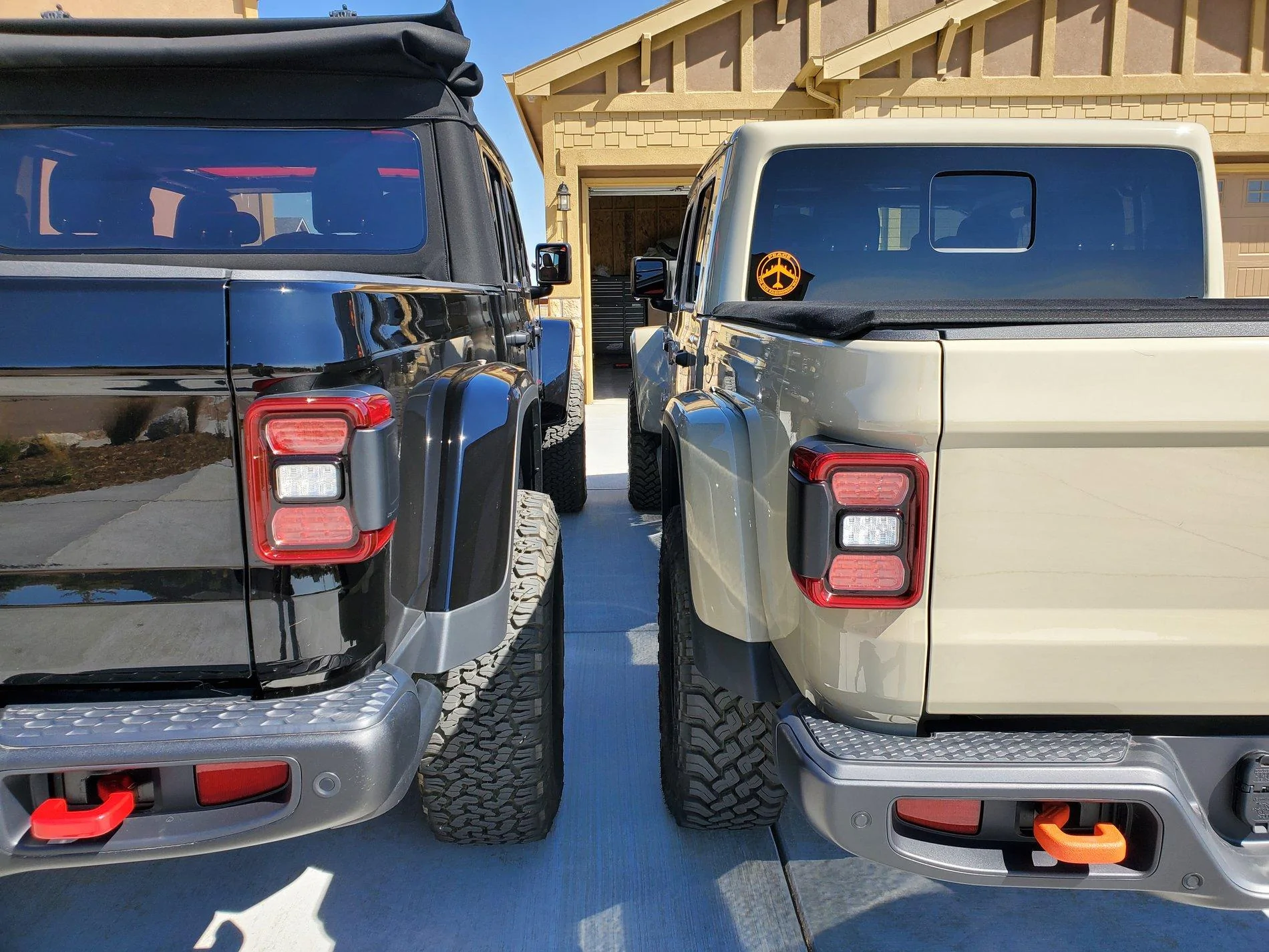 Jeep Gladiator Pic Request - Rubicon/Mojave back-to-back 33s vs 35s 20201001_124350