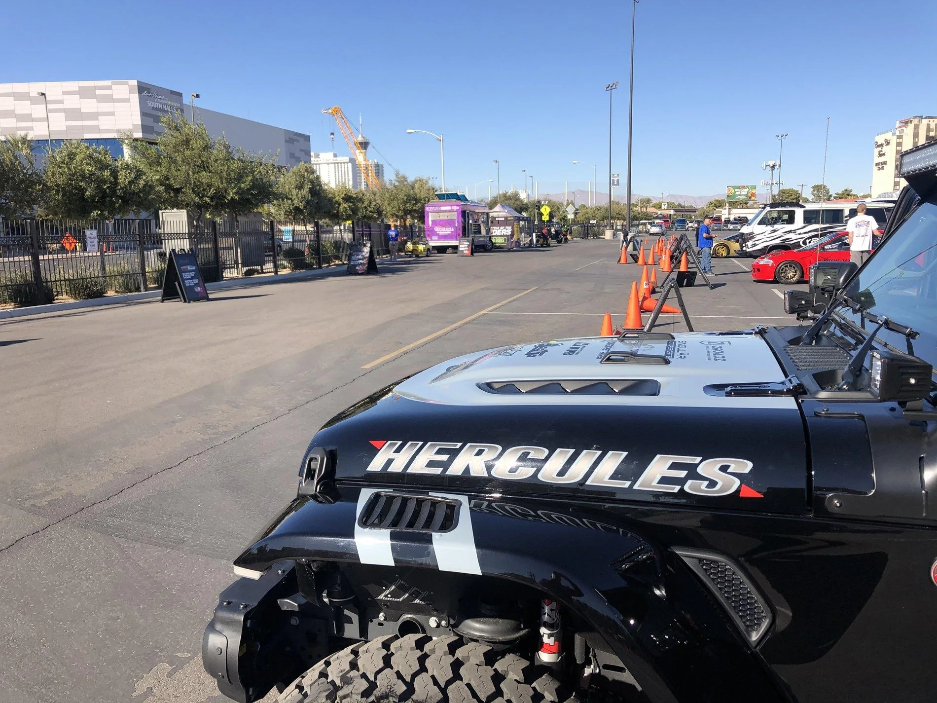 Jeep Gladiator Homage to 2019 SEMA 6EF18C24-A668-4250-9B82-5323A9E485A0
