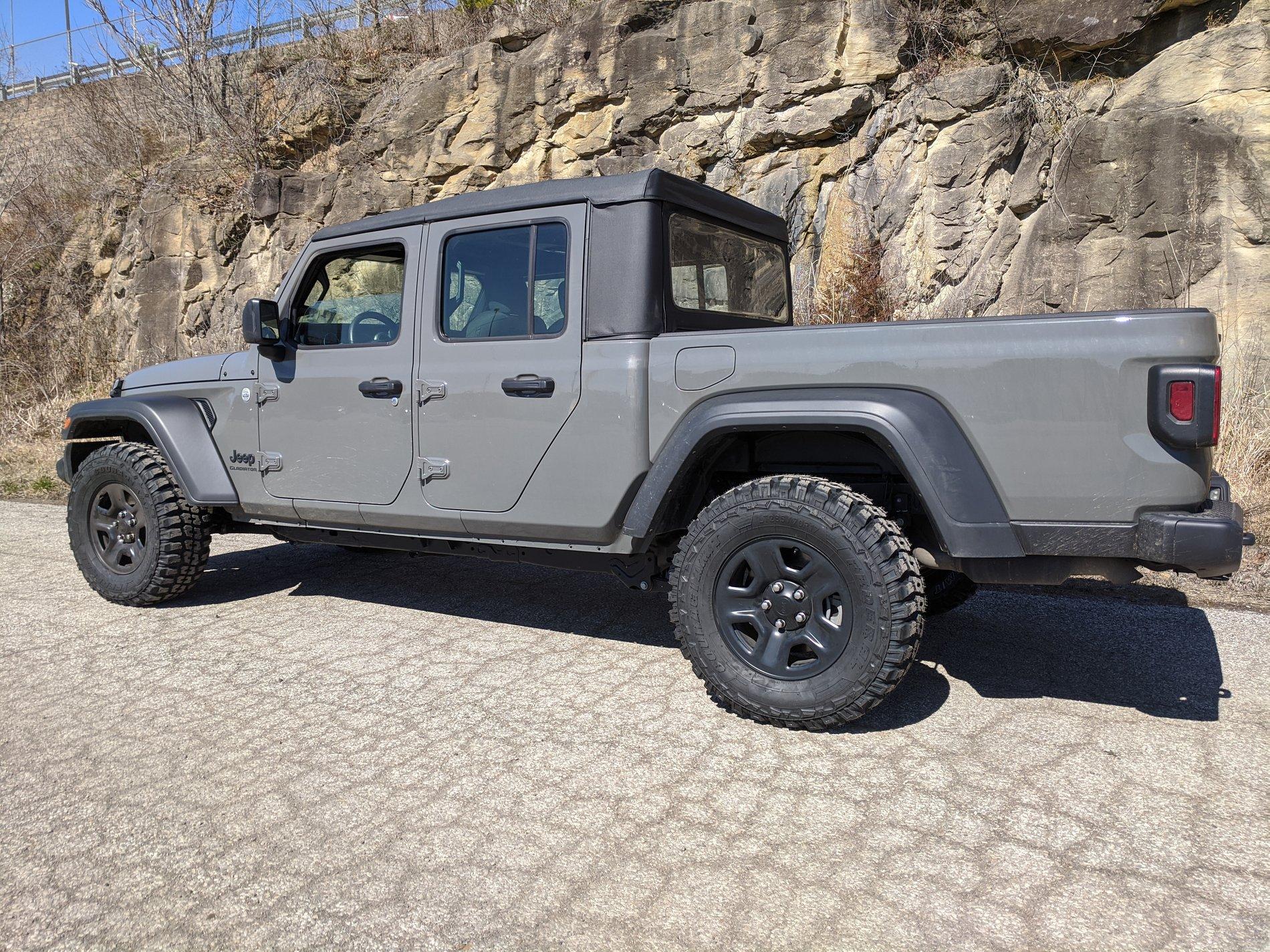 Jeep Gladiator Why are the stock wheels so bad? img_20200304_123700-