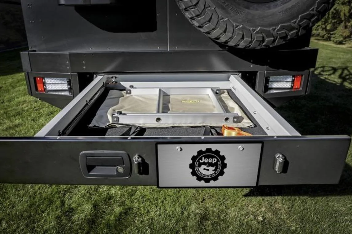 Jeep Gladiator Jeep Gladiator Top Dog Concept revealed by Mopar Jeep Gladiator Top Dog Concept Screen Shot 2020-11-02 at 9.12.48 AM