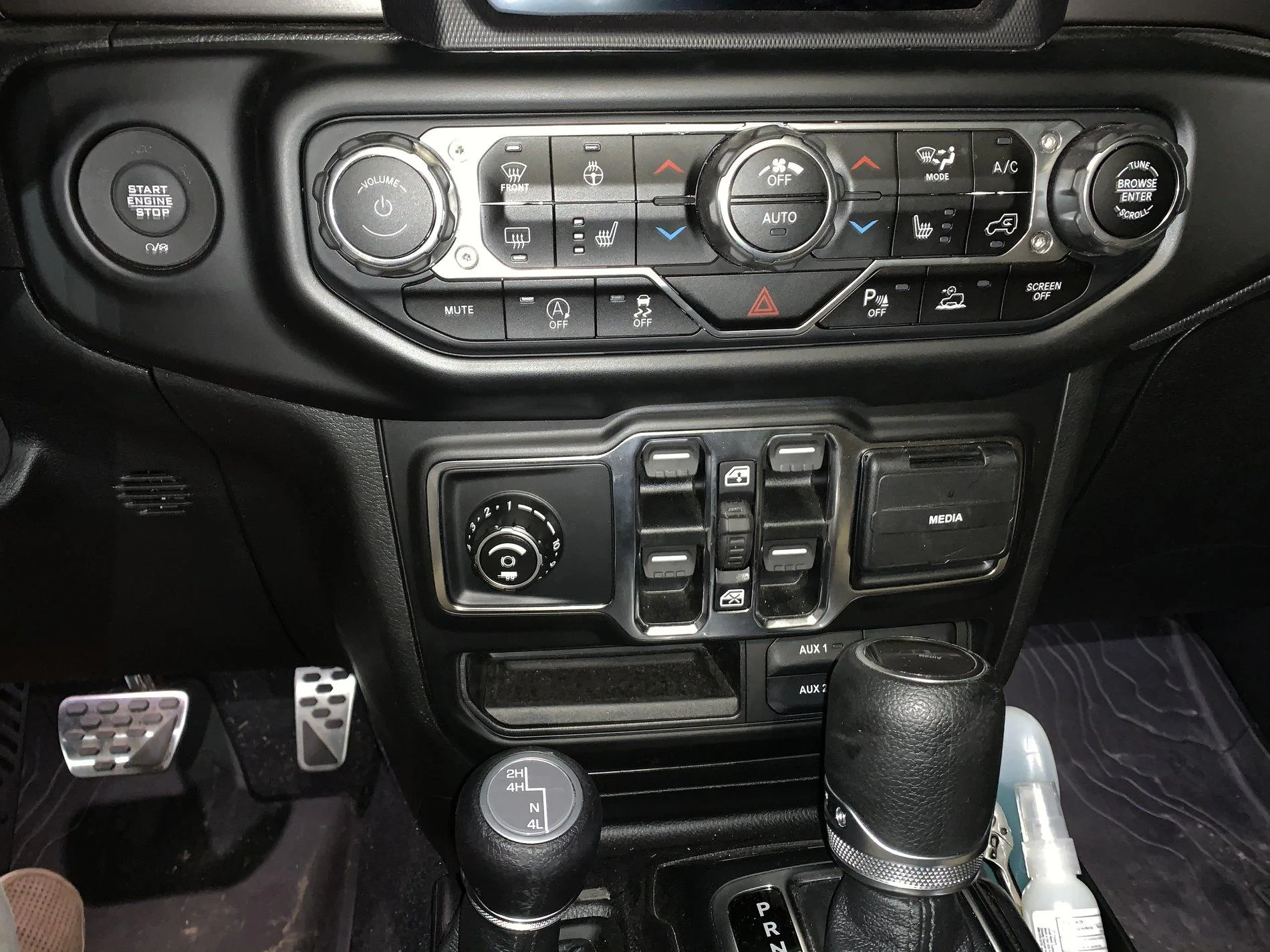 Jeep Gladiator Mopar factory trailer brake controller - my impressions and review C1E0240B-2897-4972-8B41-03FF7DFBF1CE