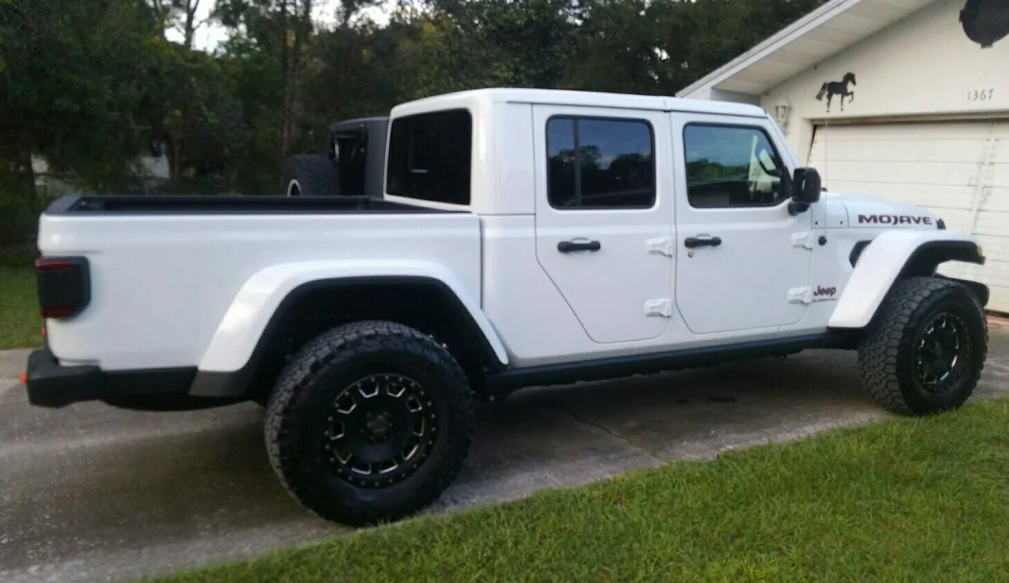 Jeep Gladiator My New 2020 Mojave Screenshot_20201022-210744