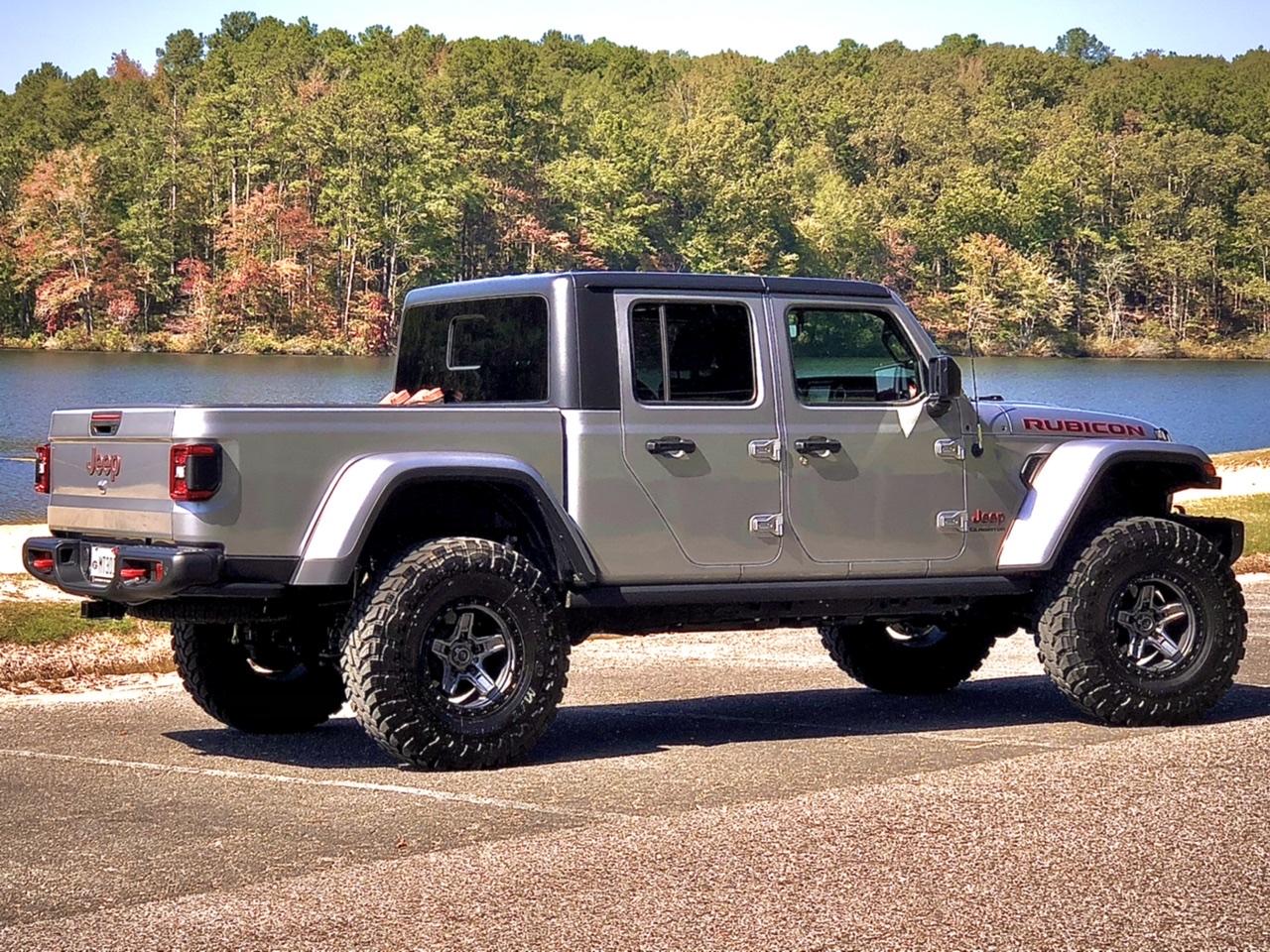 Jeep Gladiator Awful time deciding! 35 vs 37! Help! D4002ECE-FBC7-406F-99E6-D75C7CAA8D48