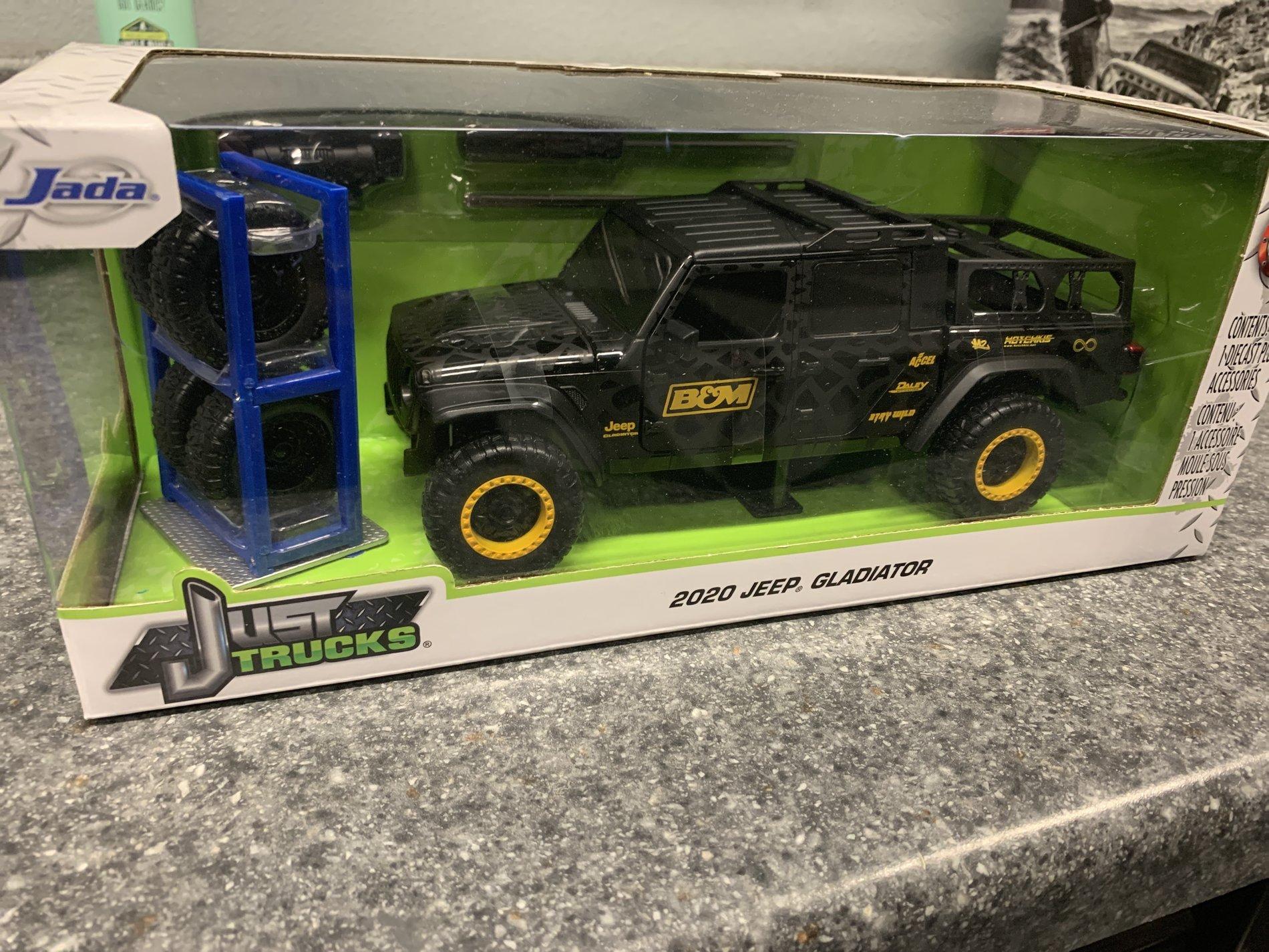 Jeep Gladiator 1:32 diecast model Jeep Gladiator!!! image