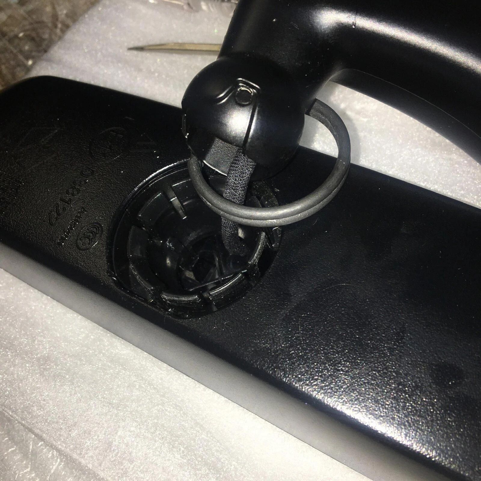 Jeep Gladiator Rearview Mirror Separated from Ball, How do you re-attach 672B424A-7BE6-4F19-B28E-1D163A78C855